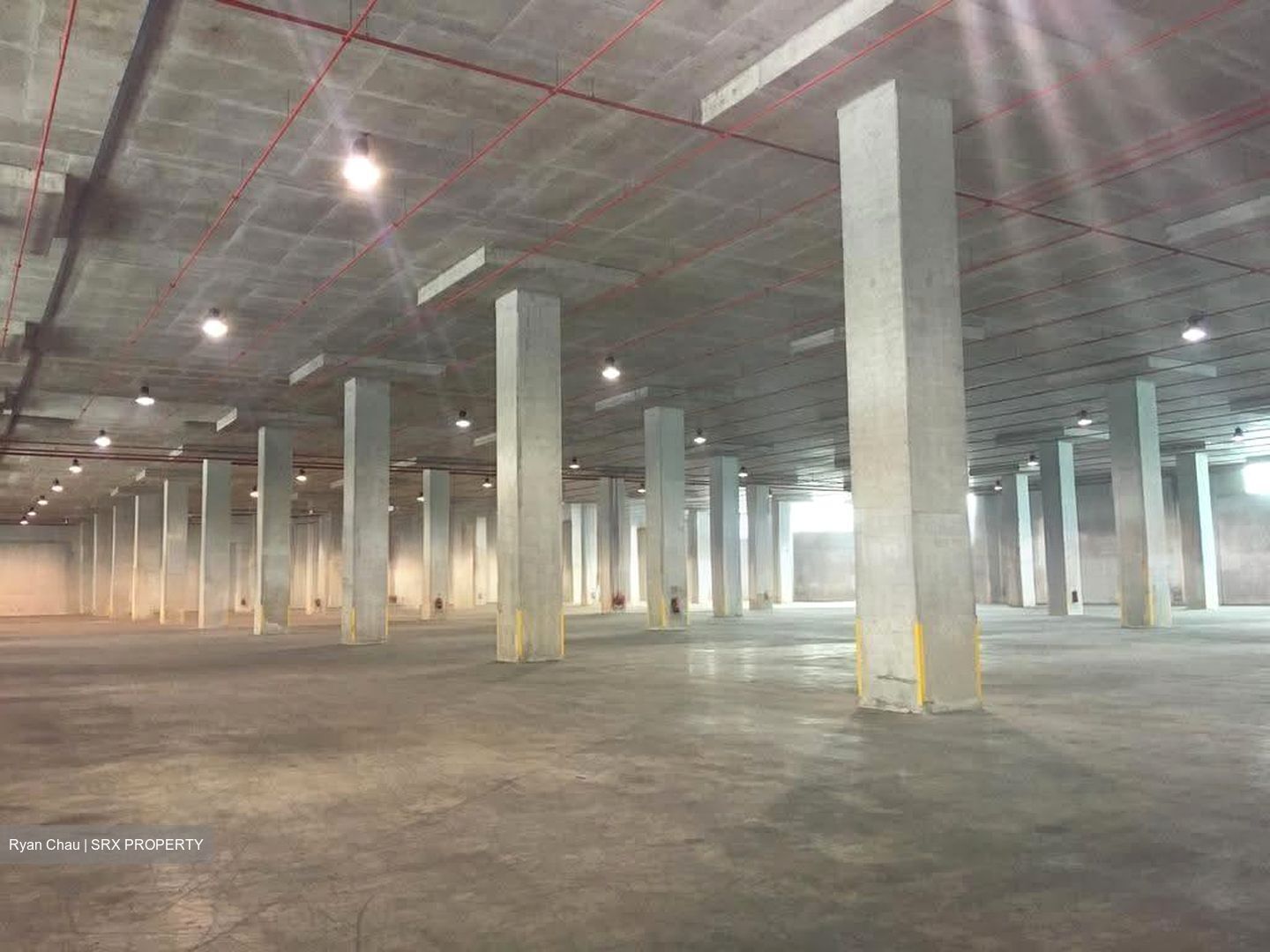 Imm Building (D22), Warehouse #624619301